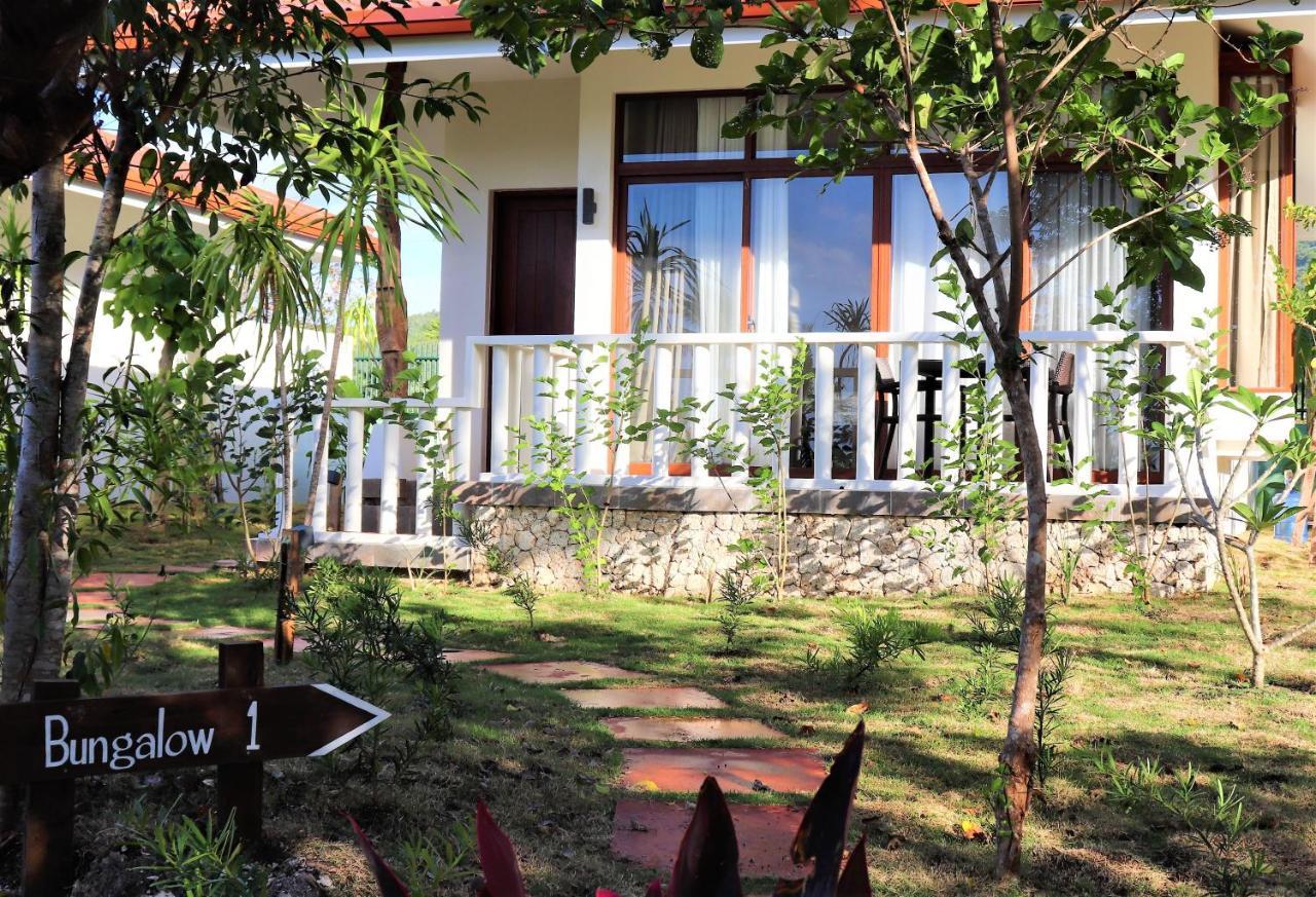 Island View Beachfront Resort أندا المظهر الخارجي الصورة