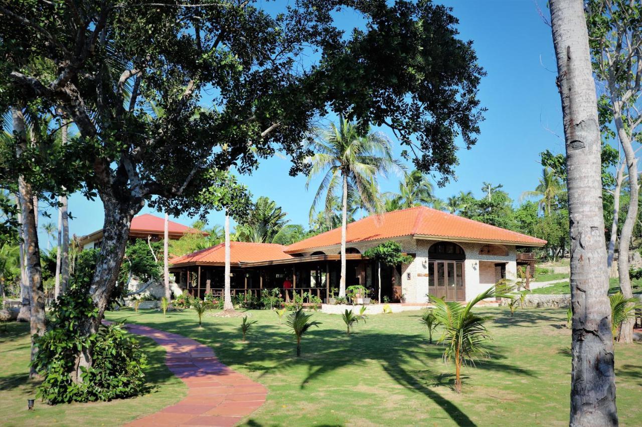 Island View Beachfront Resort أندا المظهر الخارجي الصورة